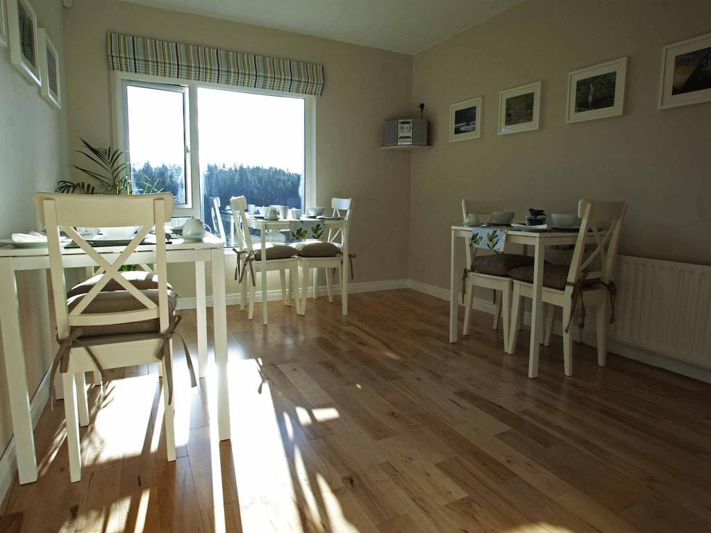 Bunlin Bay House Panzió Milford Kültér fotó