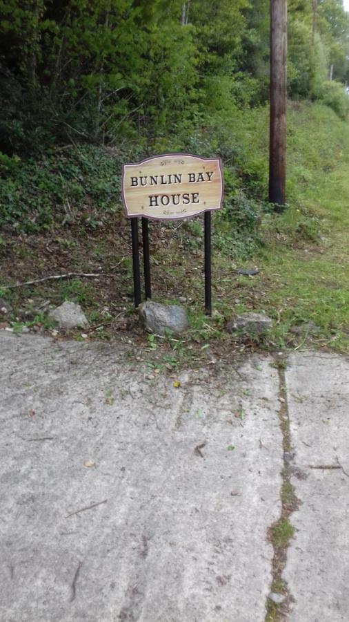 Bunlin Bay House Panzió Milford Kültér fotó